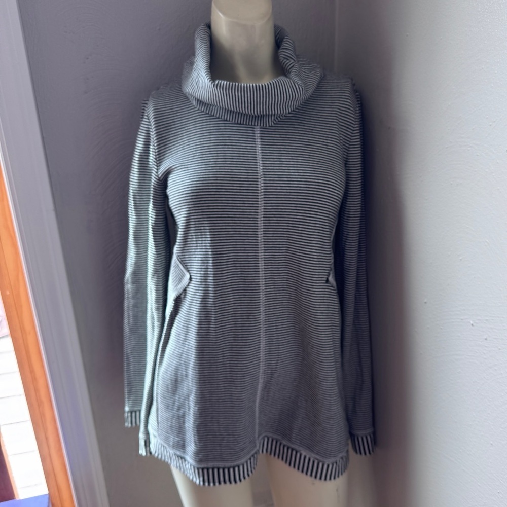 Anthropologie Maeve striped turtleneck top size xs long sleeve NWOT